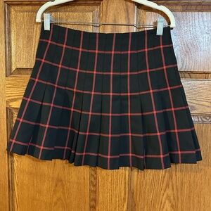Alice + Olivia Black and Red Plaid Skater Skirt